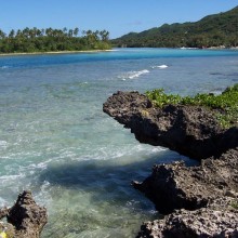 File:Rarotonga beach