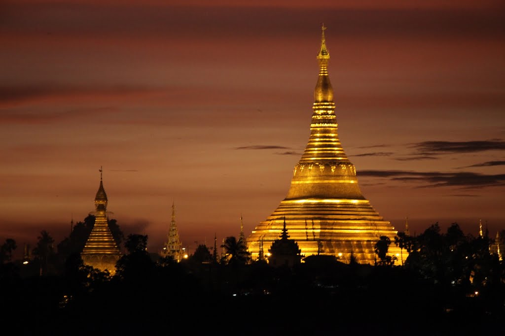 Shwedagon Pagoda2 Shwedagon Pagoda2